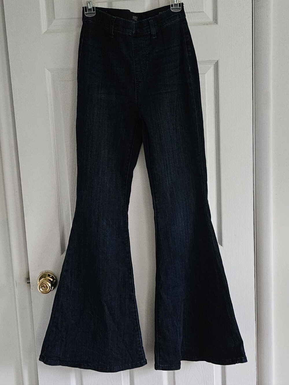 Judy Blue Pull On Super Flare Jeans - Stylish High-Waist Denim 3/26